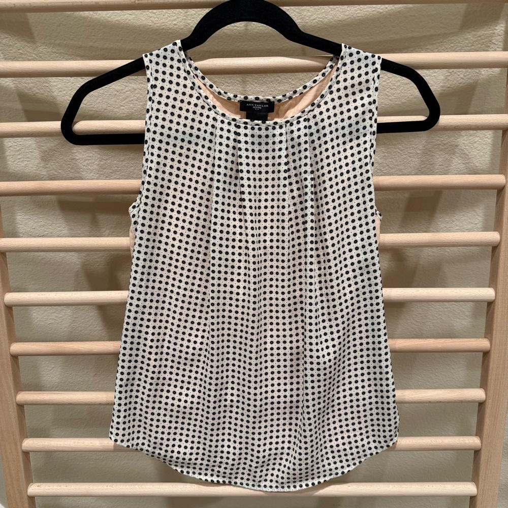 Ann Taylor Black & White Polka Dot Sleeveless Top